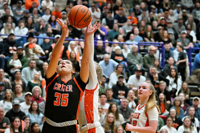 a Silverton Crater 5A Oregon girls basketball final 2024 Leon Neuschwander 12